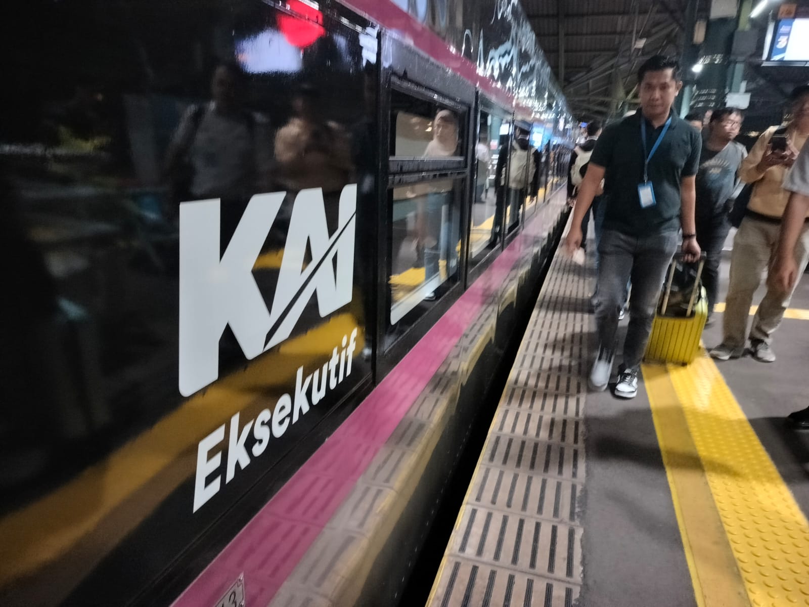 KAI Yogyakarta-Gambir Paskah Sajikan Pengalaman Eksotis di Libur Panjang