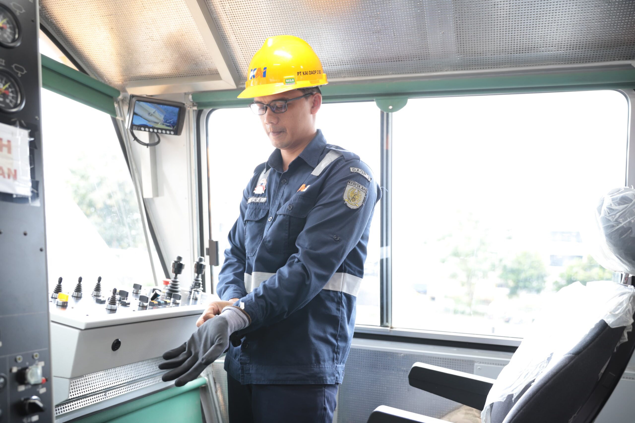 Sertifikasi Petugas Operasional KAI: Komitmen Terhadap Keselamatan Perjalanan Kereta Api yang Lebih Terjamin