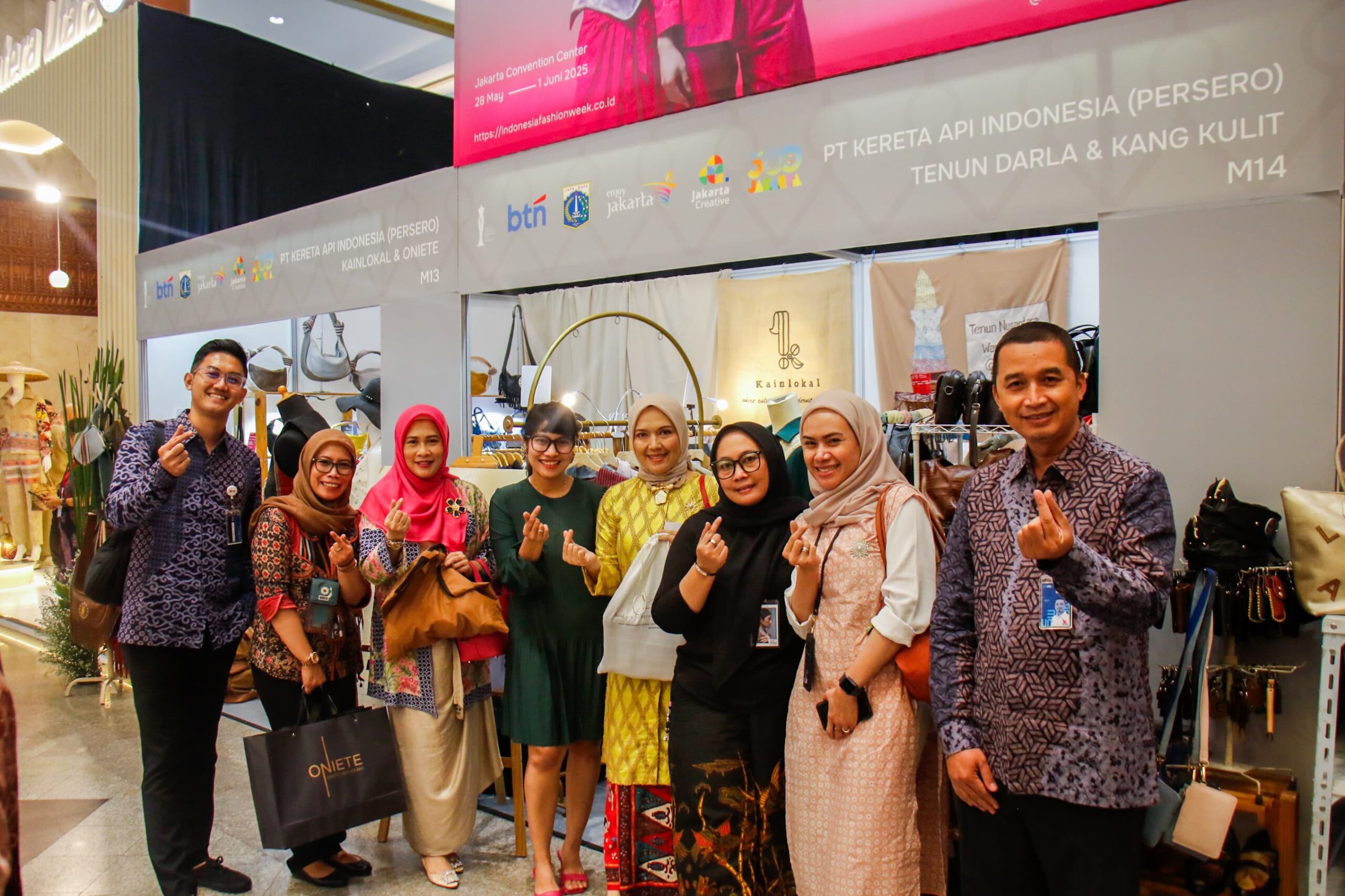 Fesyen Berkelanjutan dan UMKM Naik Kelas, KAI Jadi Bagian Indonesia Fashion Week 2025