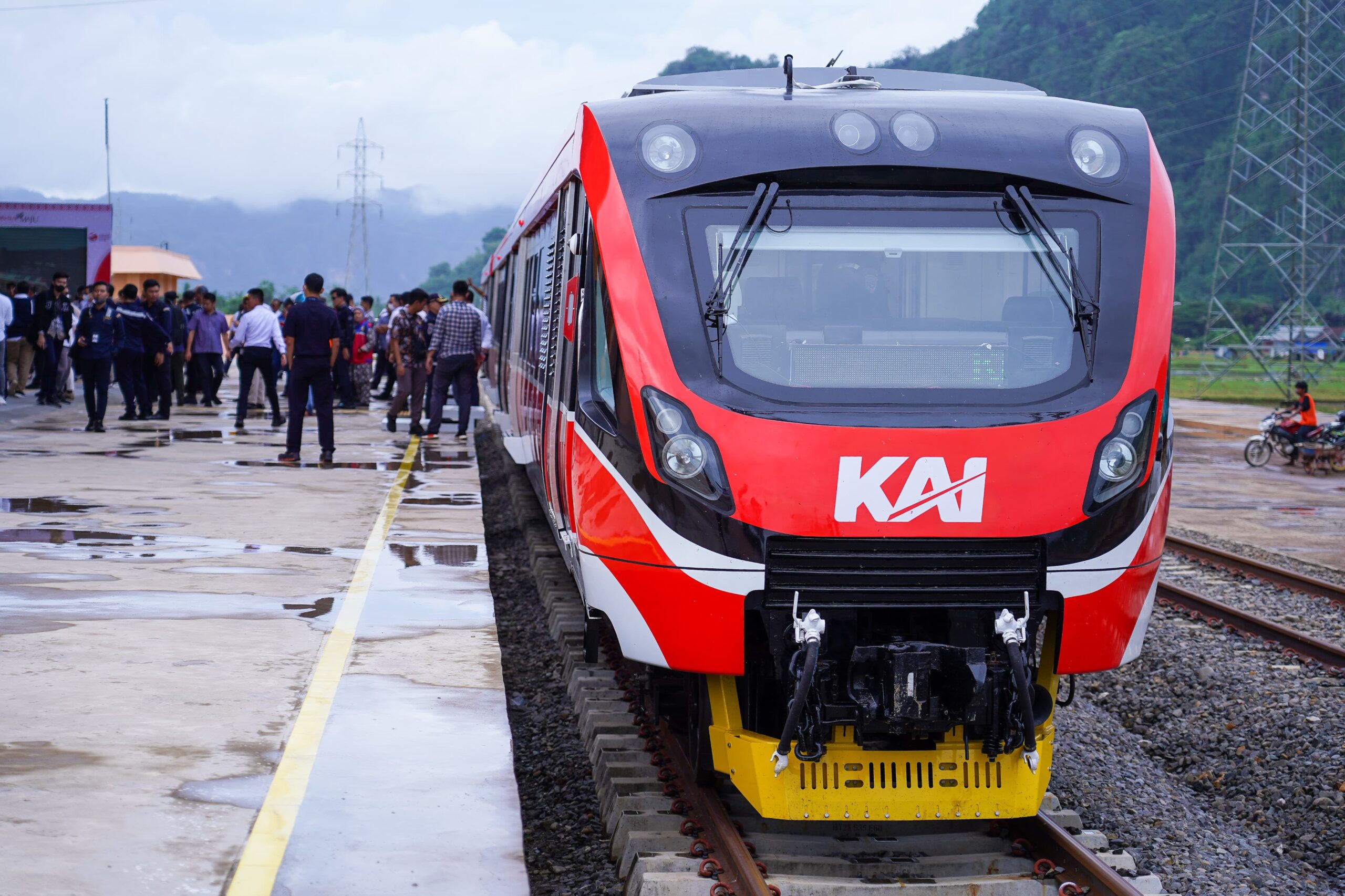KA Makassar–Parepare Pecahkan Rekor Penumpang April, Bukti Transformasi Transportasi Sulawesi