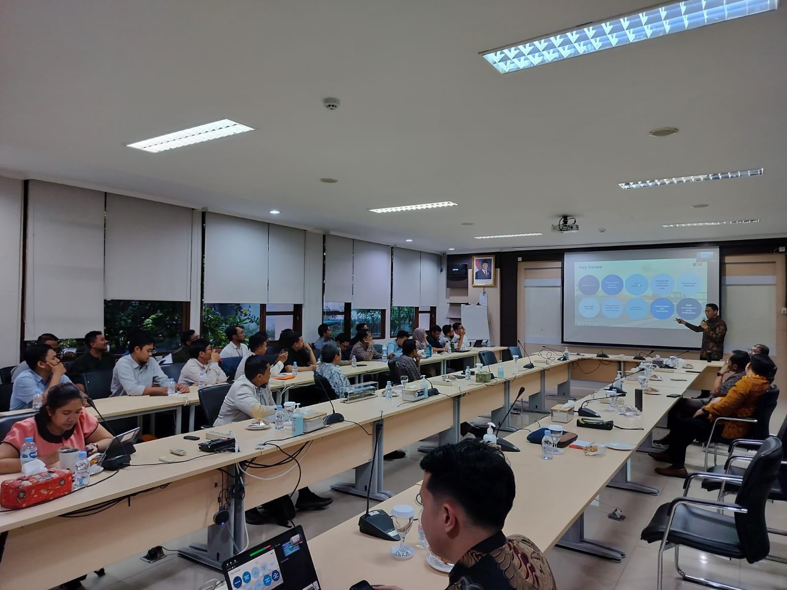 FTMD ITB Bersama KAI Dorong Mahasiswa Siap Hadapi Tantangan Industri Transportasi