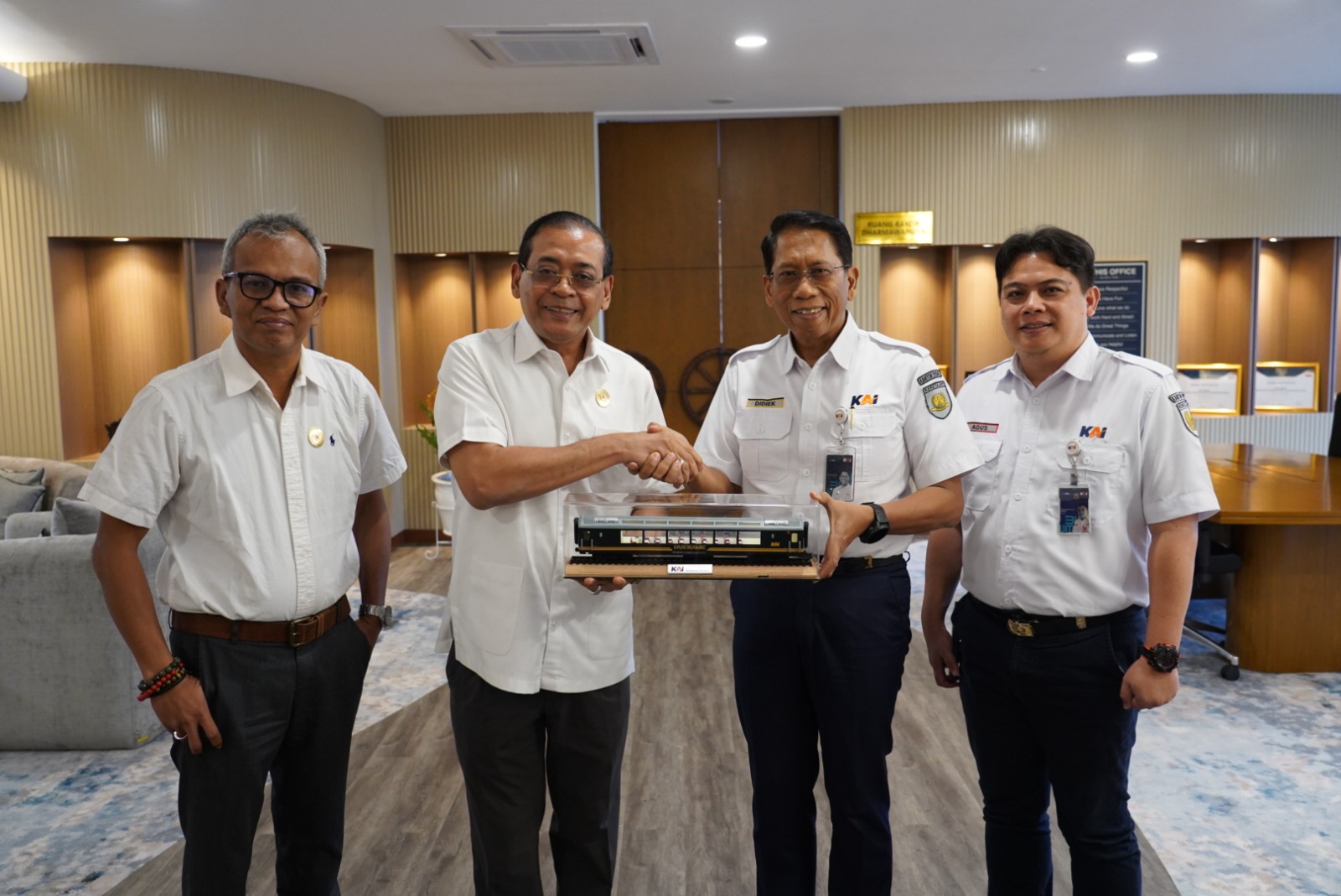 KAI dan Komisi Informasi Pusat Jadikan Keterbukaan Informasi Pilar Transformasi Layanan