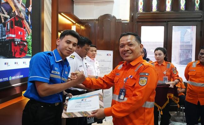 KAI Bandara Cabang Medan Berikan Apresiasi Besar untuk Personel Penjaga Keselamatan