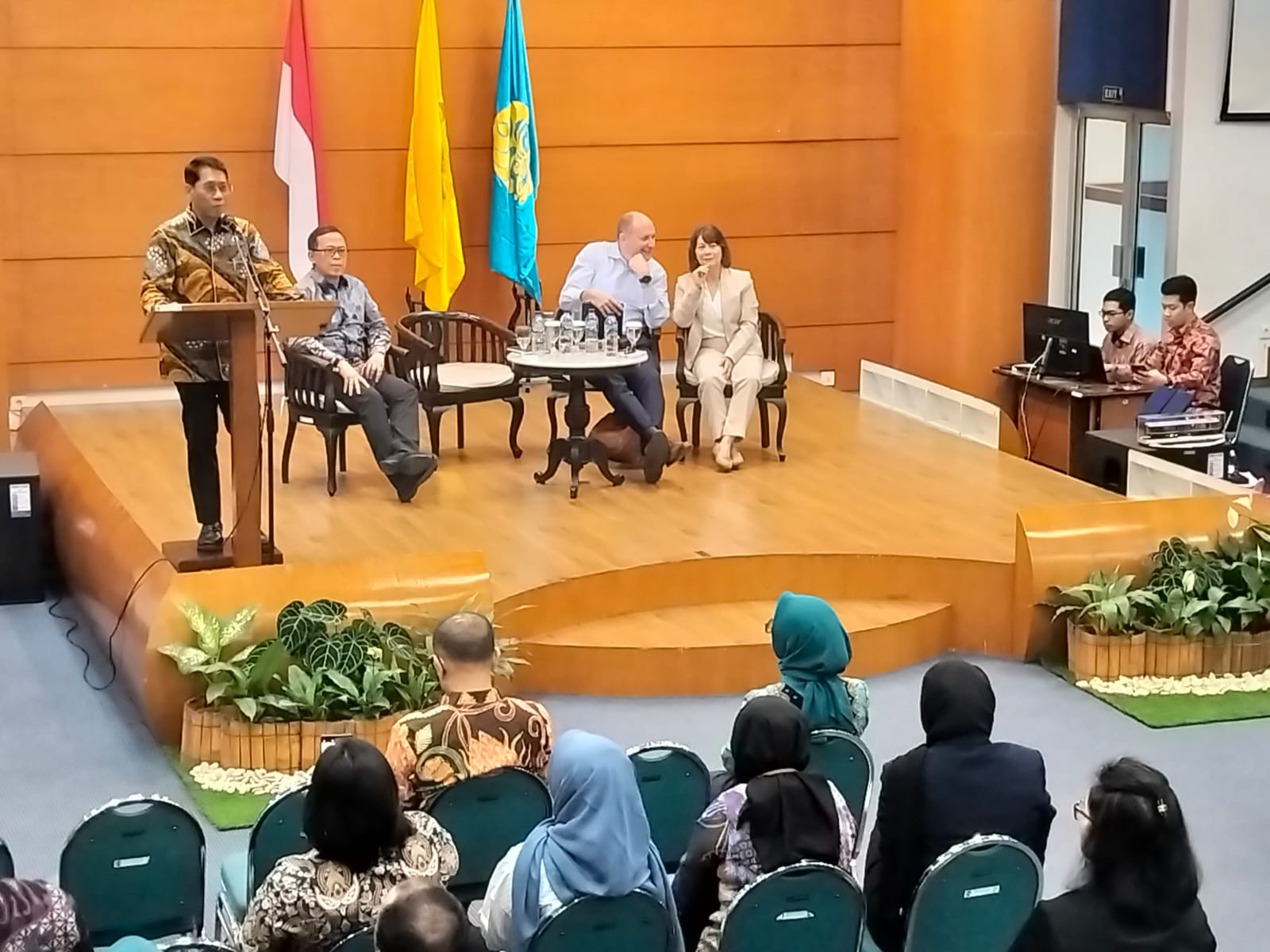 (Foto) Melaju Bersama KAI: Semangat Kebangkitan Nasional dalam Transportasi Berkelanjutan